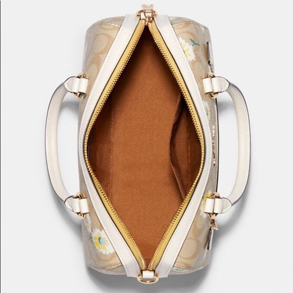 SOLD!!!Coach Daisy purse and wallet set - Picture 15 of 16